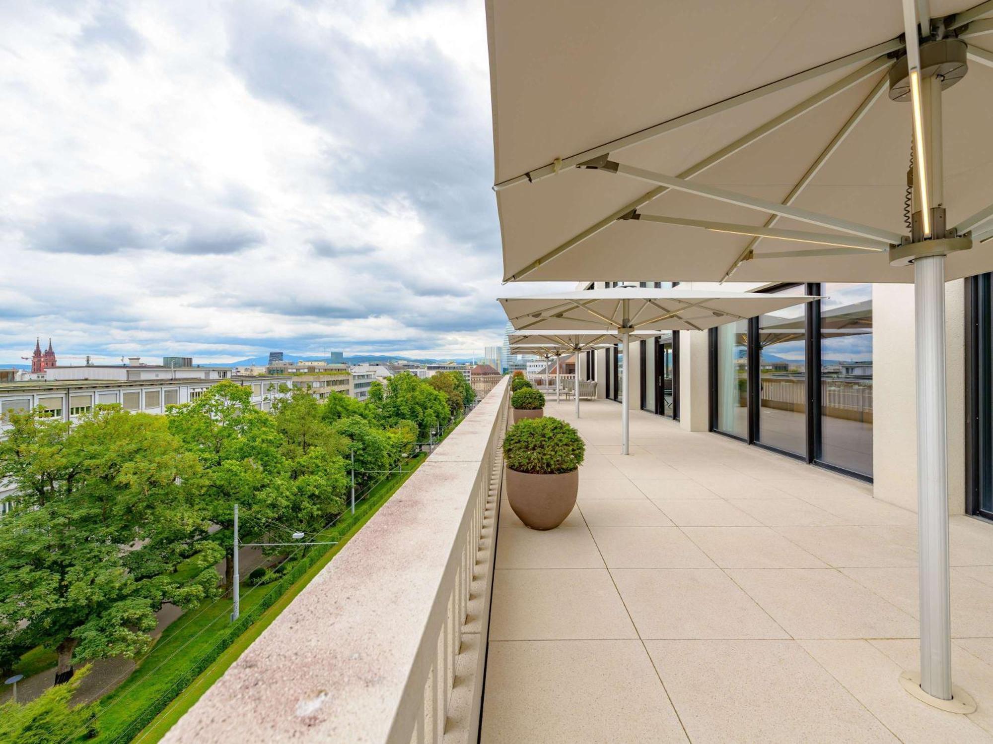 Moevenpick Hotel Basilea Esterno foto