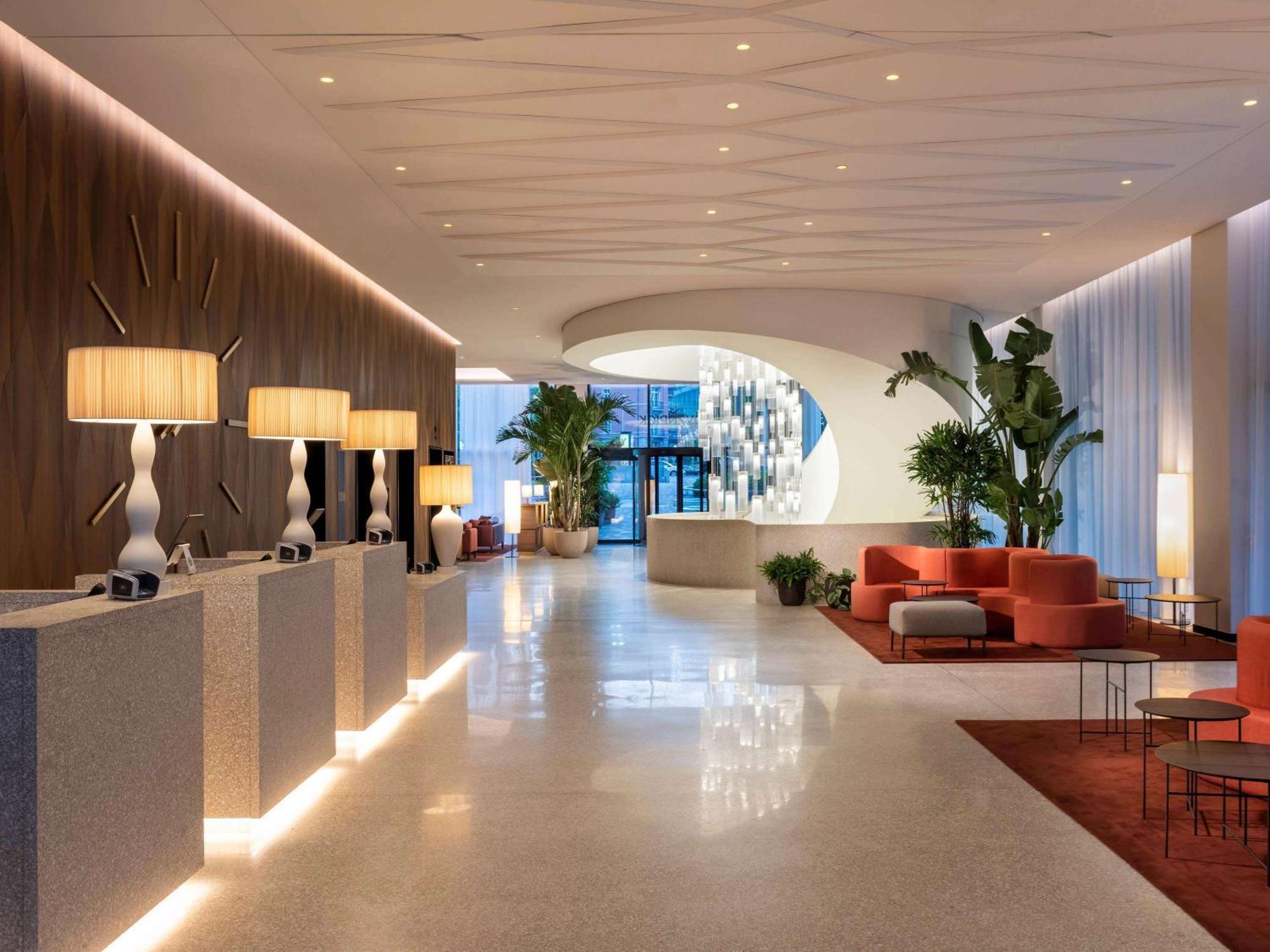 Moevenpick Hotel Basilea Esterno foto