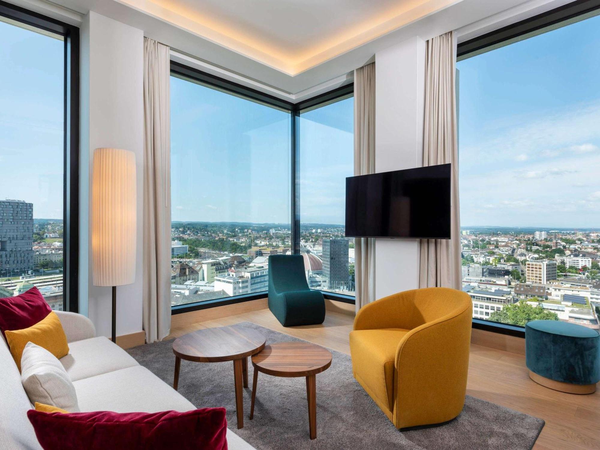 Moevenpick Hotel Basilea Esterno foto