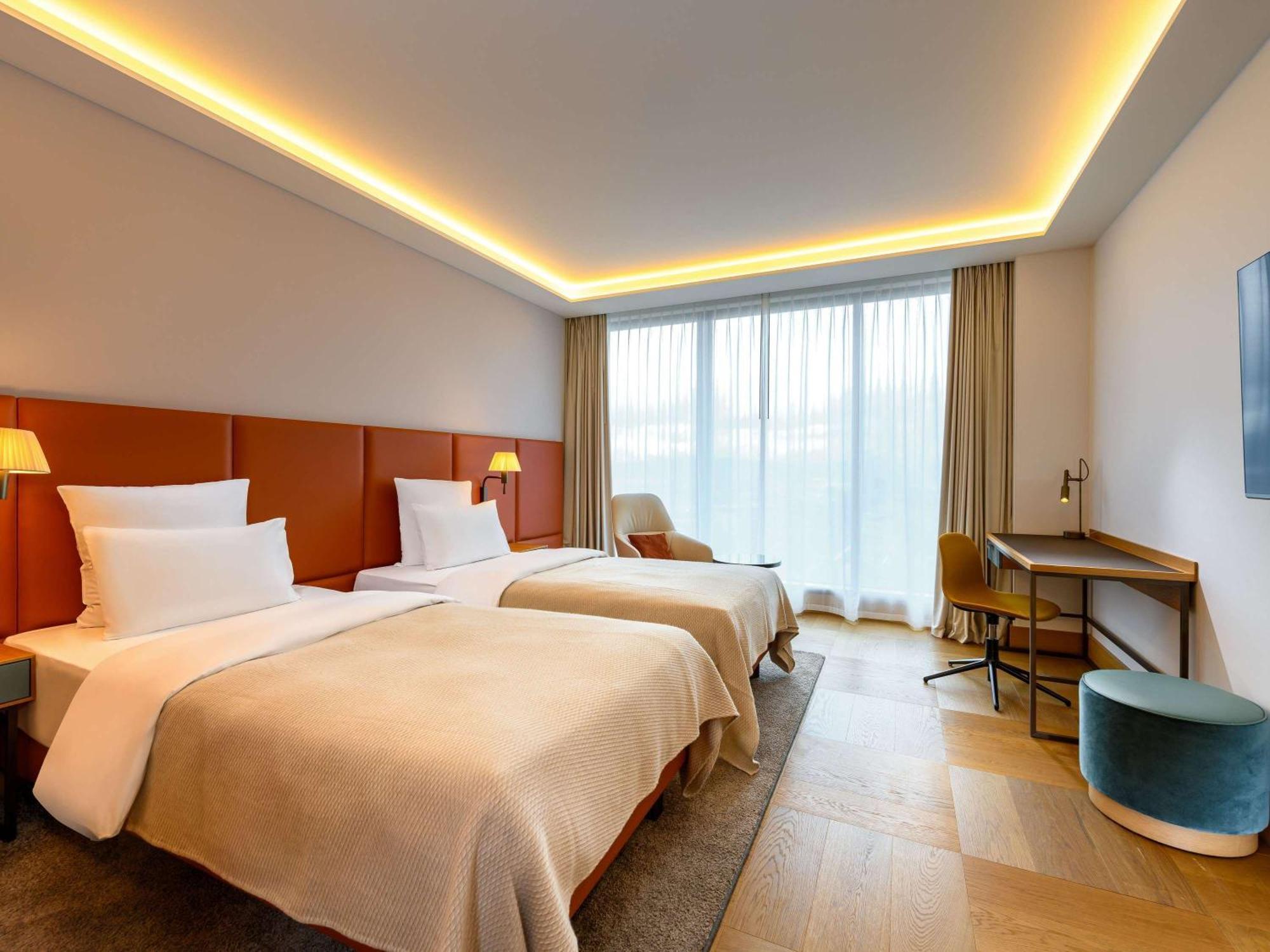 Moevenpick Hotel Basilea Esterno foto
