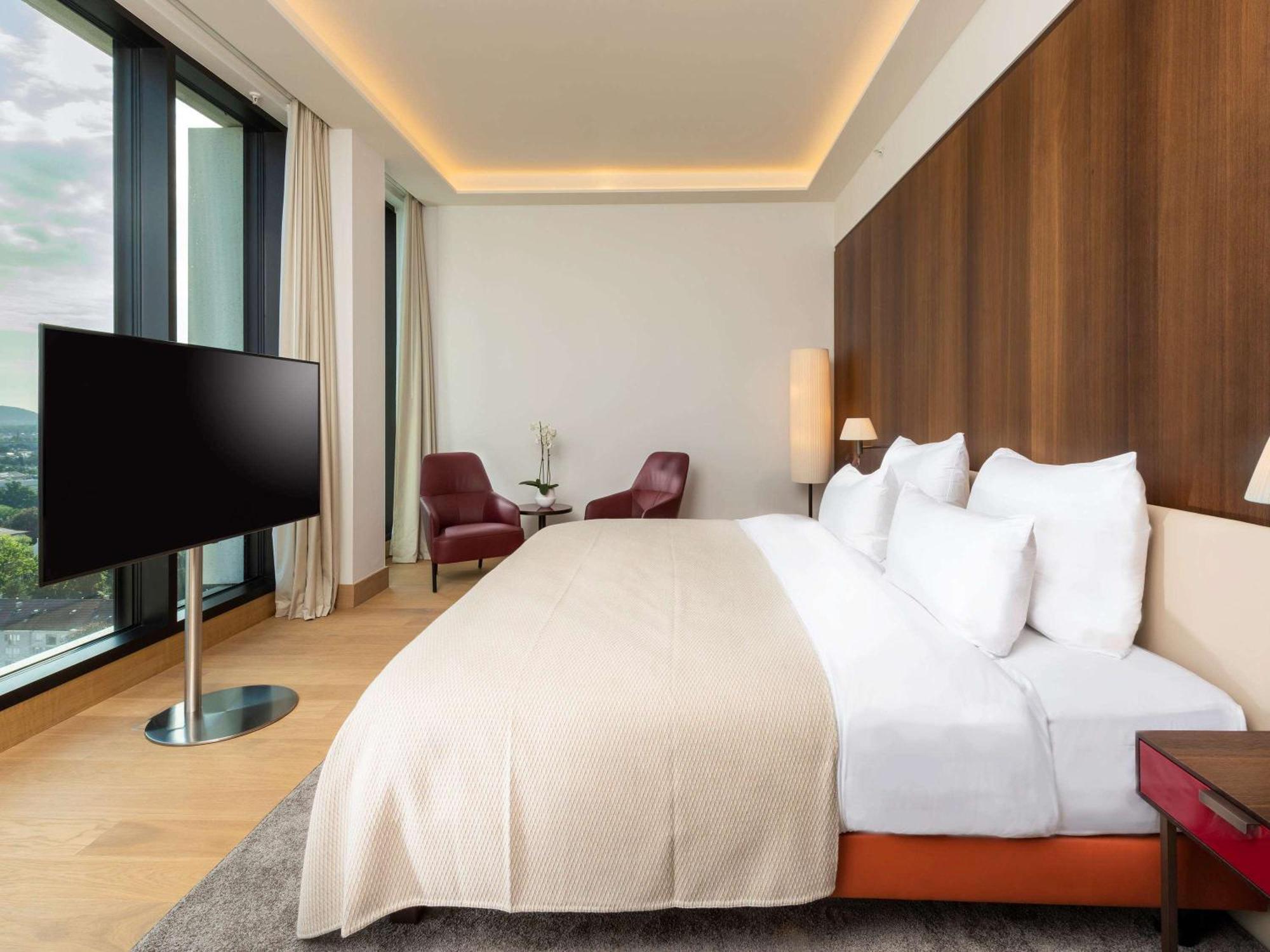 Moevenpick Hotel Basilea Esterno foto