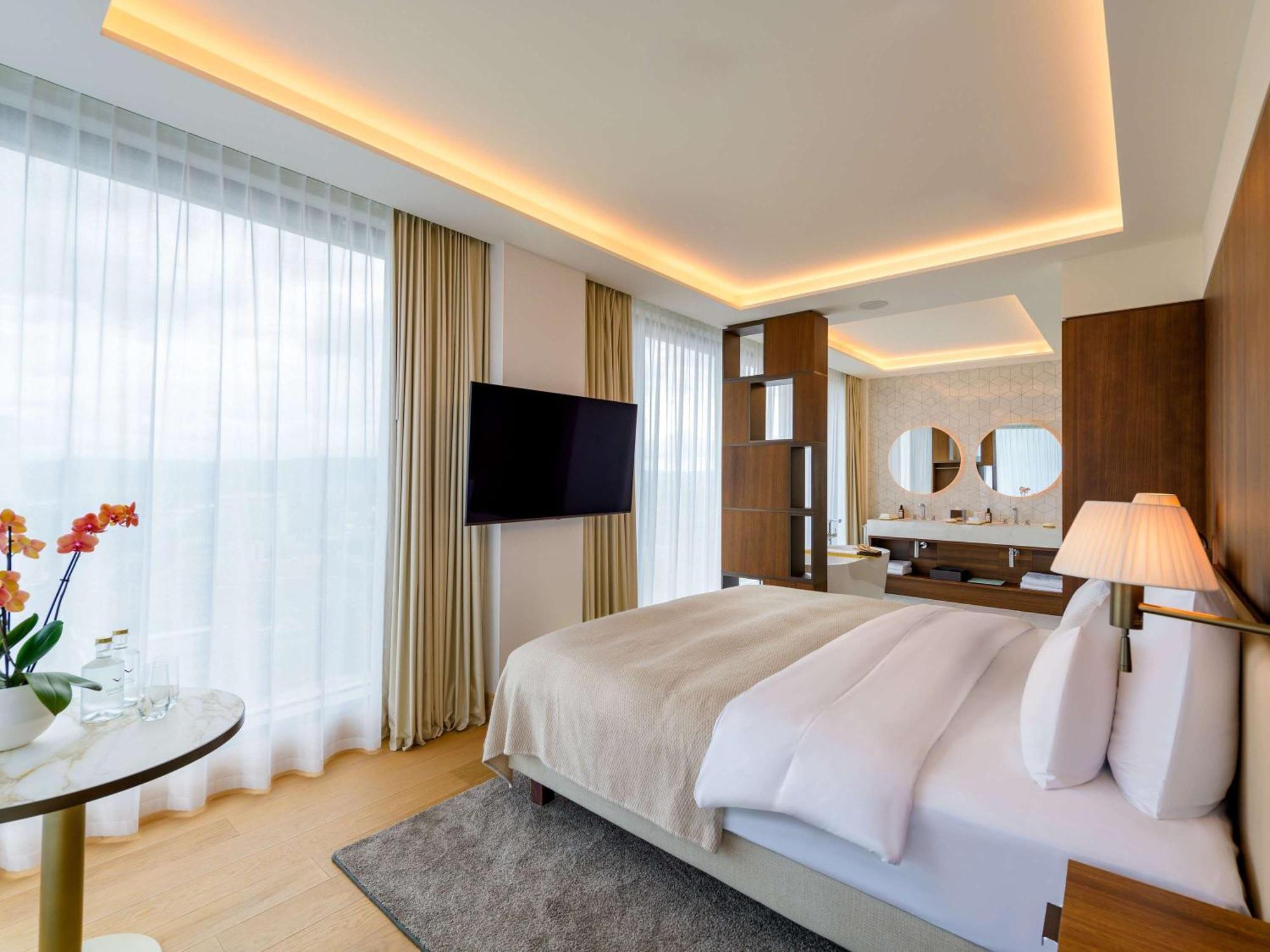 Moevenpick Hotel Basilea Esterno foto