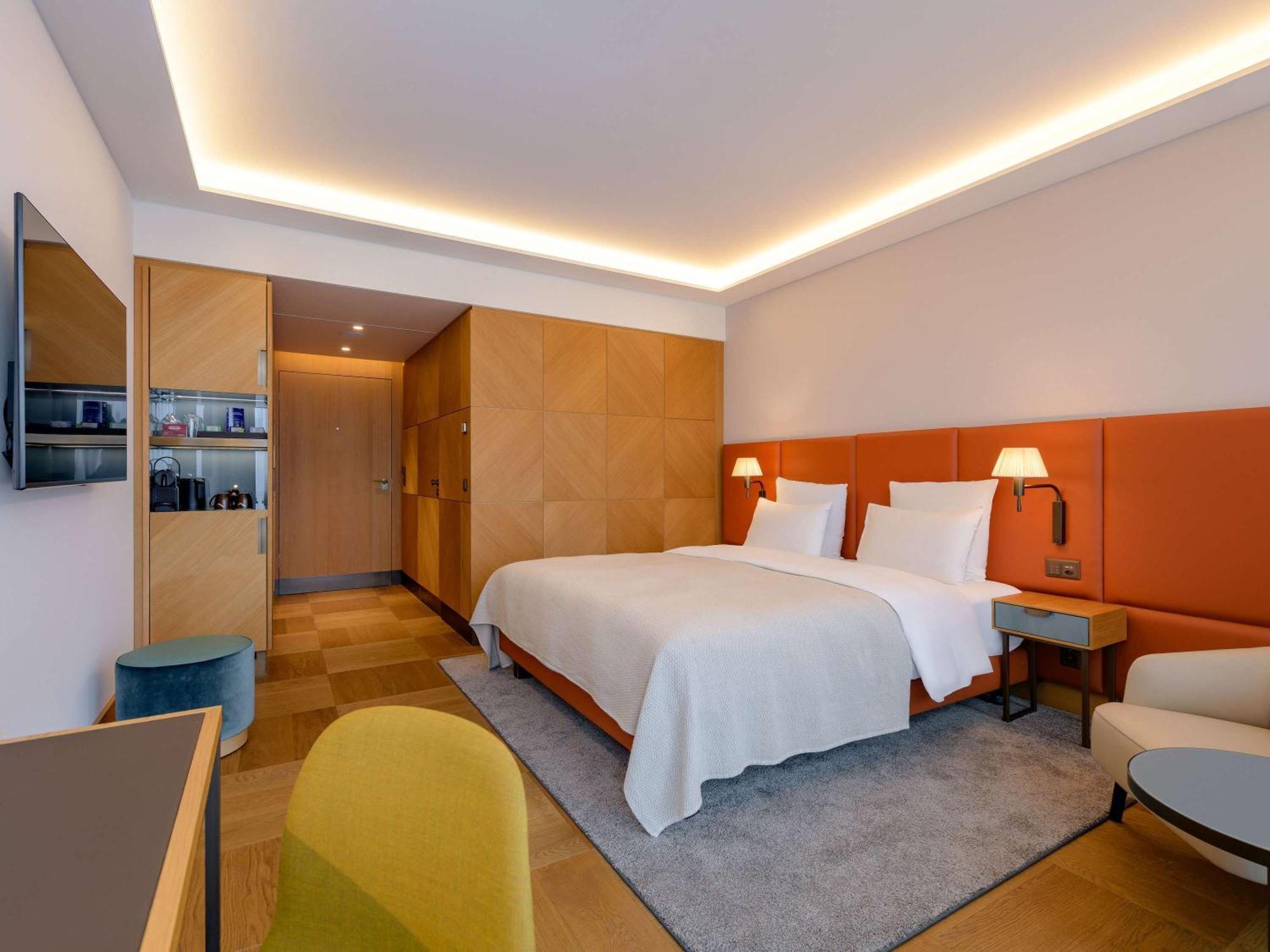 Moevenpick Hotel Basilea Esterno foto