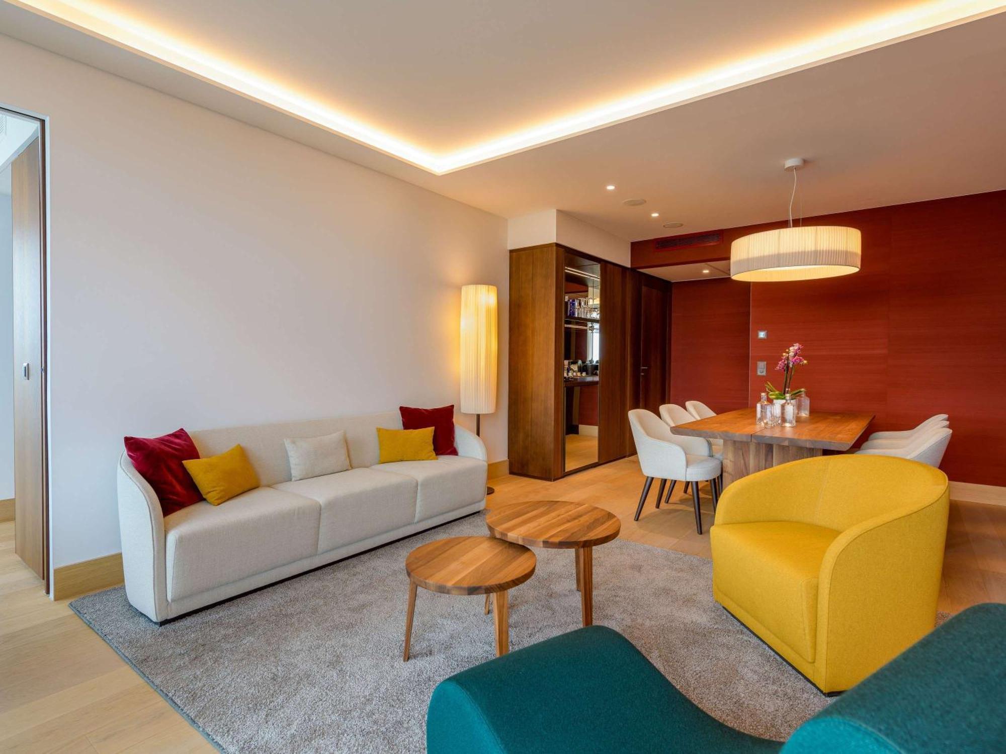 Moevenpick Hotel Basilea Esterno foto